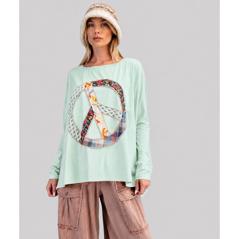 16. New Easel Mint Long-Sleeve Women's Top with Patch Peace Motif Bohemian M